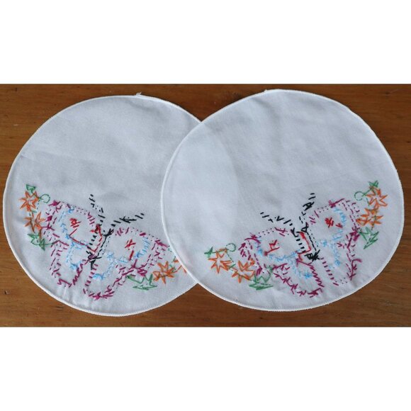 2 Vintage Doily Doilies Hand Embroidered ButterflyTable Topper Cotton - Picture 4 of 4